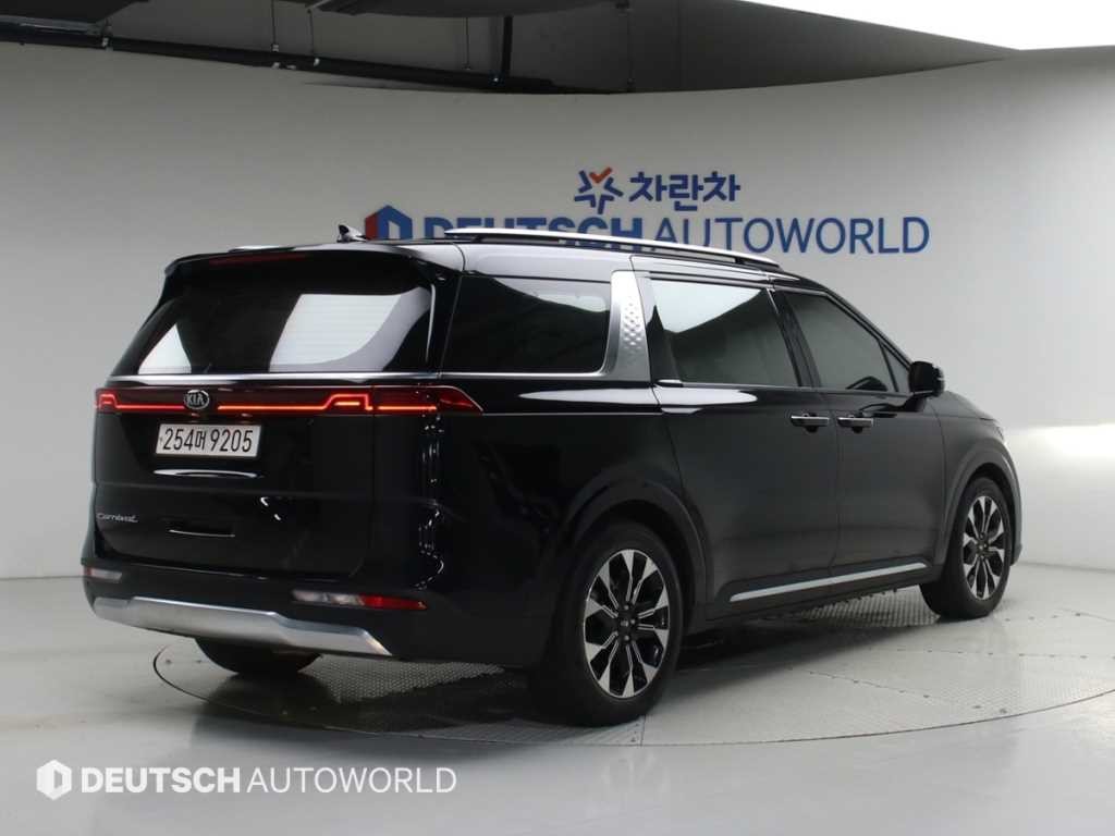 기아 카니발 카니발 4세대 가솔린 9인승 노블레스 이미지 2