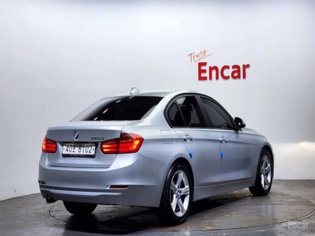 BMW 3시리즈 3시리즈 (F30) 320d 이미지 2