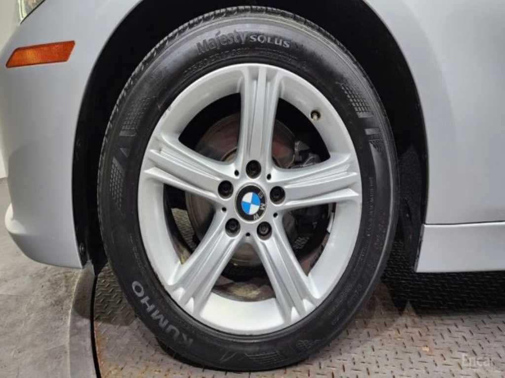BMW 3시리즈 3시리즈 (F30) 320d 이미지 5