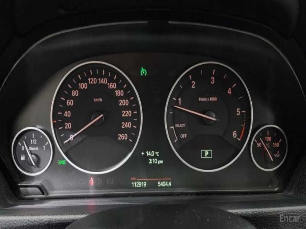 BMW 3시리즈 3시리즈 (F30) 320d 이미지 8