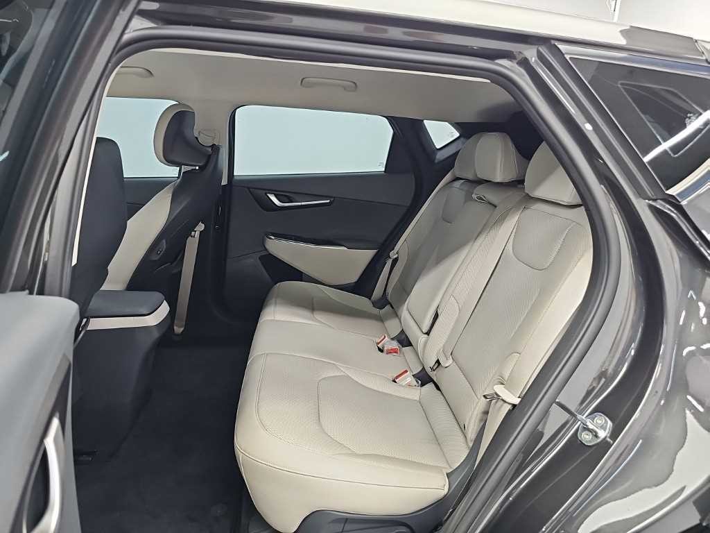 기아 EV6 롱레인지 AWD 에어 이미지 12