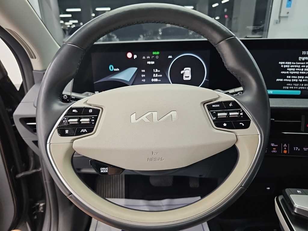 기아 EV6 롱레인지 AWD 에어 이미지 9