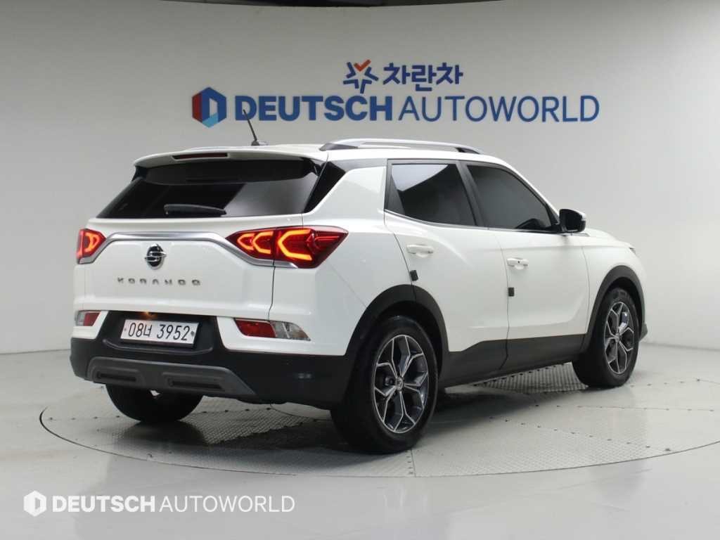 KG모빌리티(쌍용) 코란도 뷰티풀코란도 2WD 디젤 1.6 판타스틱 이미지 2