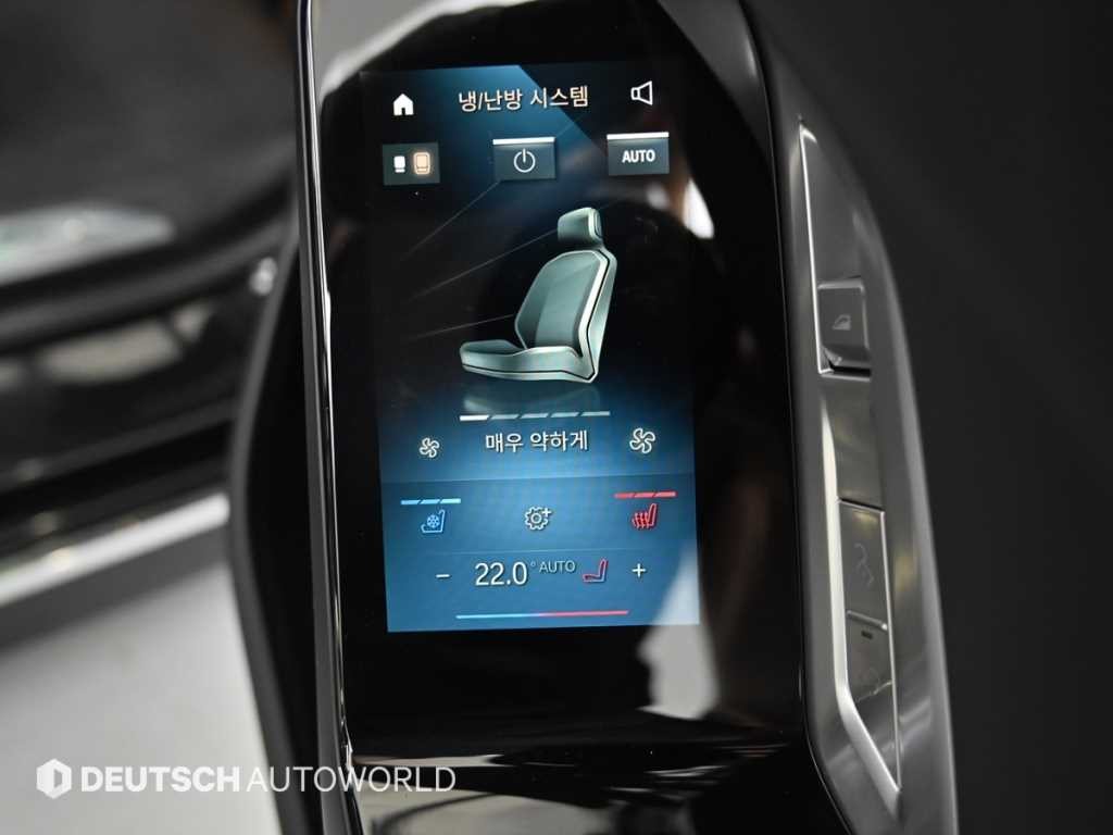 BMW 7시리즈 7시리즈 (G70) 750e xDrive M 스포츠 이미지 16