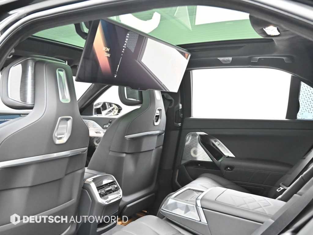 BMW 7시리즈 7시리즈 (G70) 750e xDrive M 스포츠 이미지 18