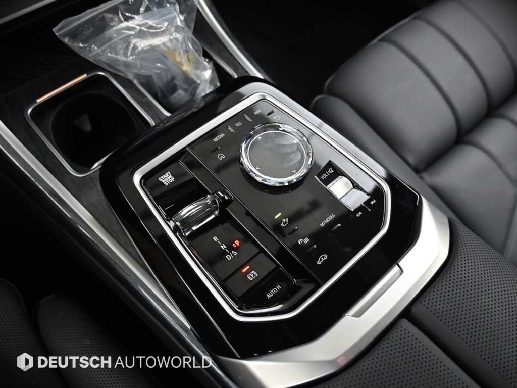 BMW 7시리즈 7시리즈 (G70) 750e xDrive M 스포츠 이미지 9
