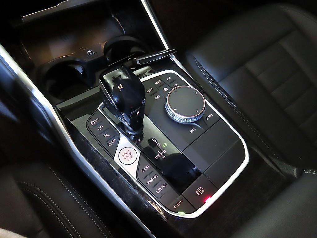 BMW 3시리즈 3시리즈 (G20) 320i 투어링 럭셔리 이미지 12
