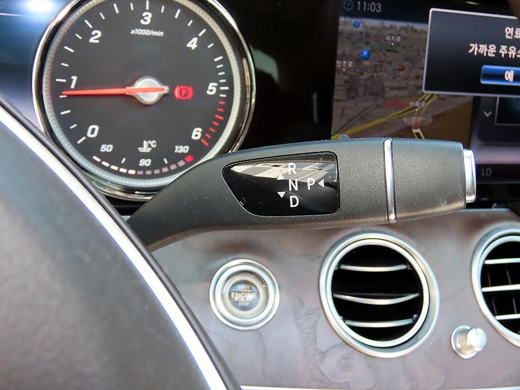 벤츠 E 클래스 E-클래스 W213 E220d 익스클루시브 이미지 11