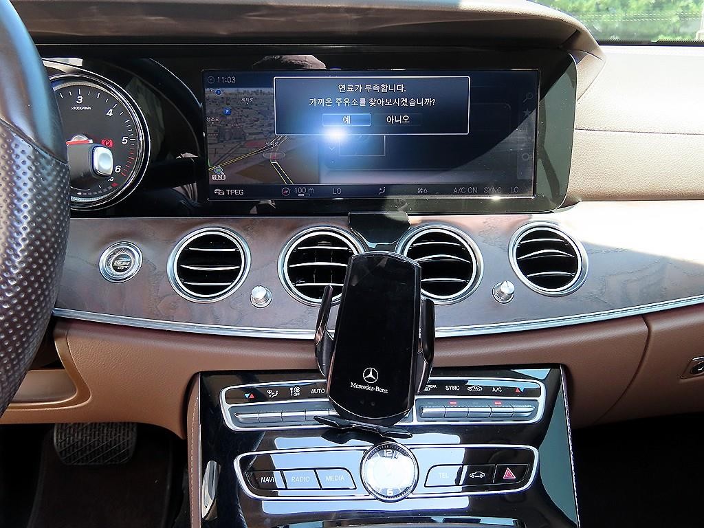 벤츠 E 클래스 E-클래스 W213 E220d 익스클루시브 이미지 13