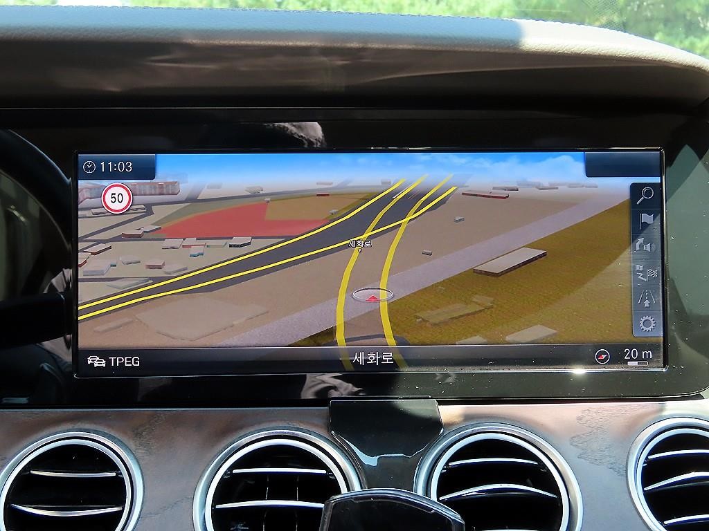 벤츠 E 클래스 E-클래스 W213 E220d 익스클루시브 이미지 14