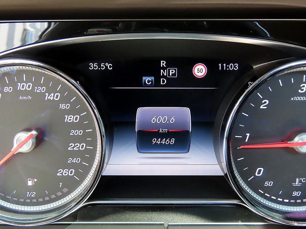 벤츠 E 클래스 E-클래스 W213 E220d 익스클루시브 이미지 9
