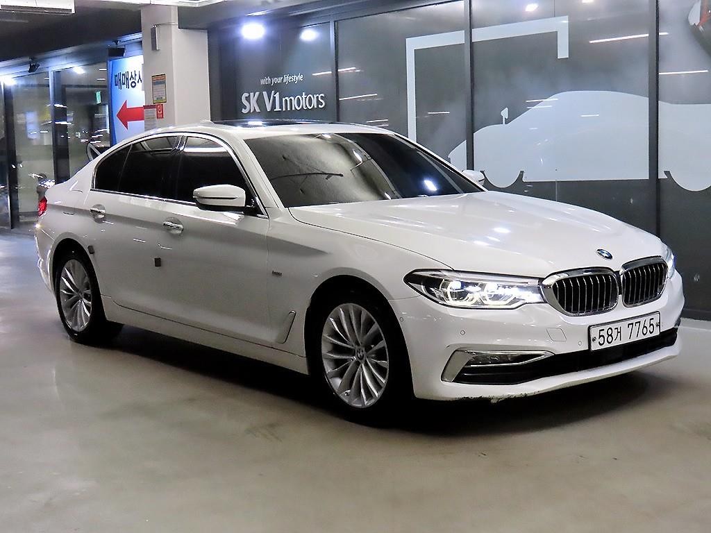 BMW 5시리즈 5시리즈 (G30) 520d 럭셔리 스페셜 에디션 이미지 1