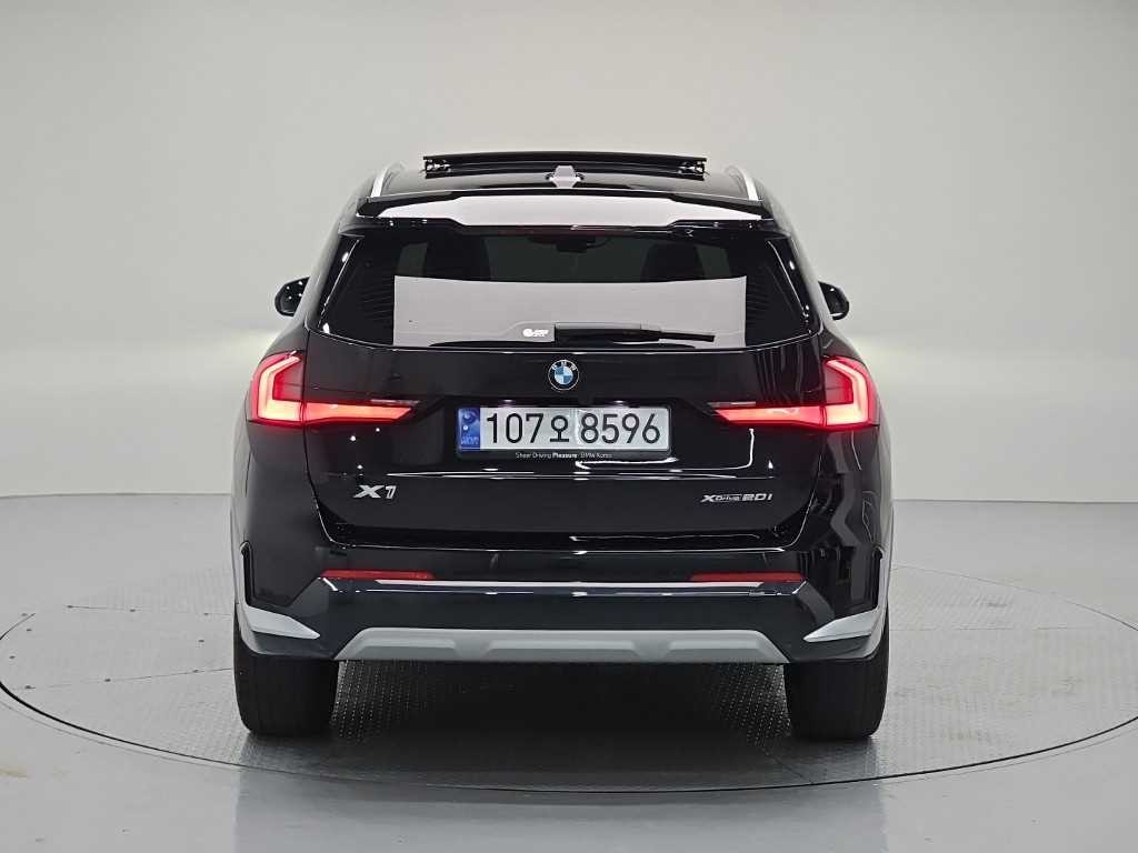 BMW X1 X1 (U11) sDrive 20i xLine 이미지 3