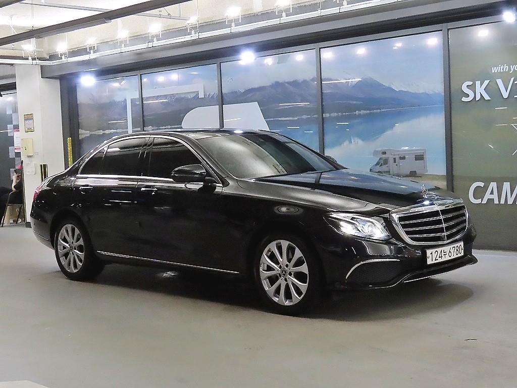 벤츠 E 클래스 E-클래스 W213 E300 4MATIC 아방가르드 이미지 1