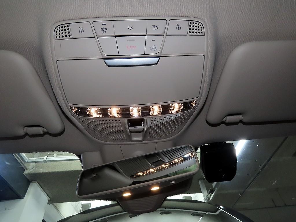벤츠 E 클래스 E-클래스 W213 E300 4MATIC 아방가르드 이미지 14