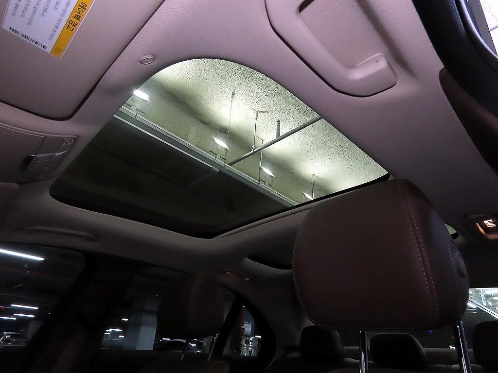 벤츠 E 클래스 E-클래스 W213 E300 4MATIC 아방가르드 이미지 15