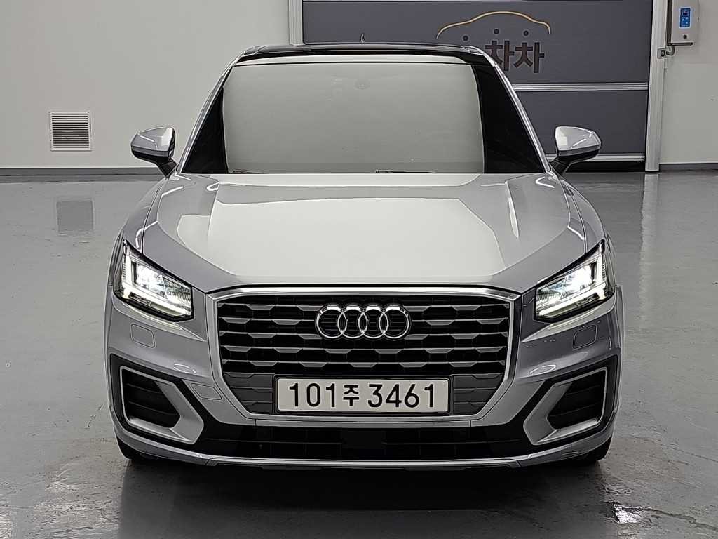 아우디 Q2 35 TDI 프리미엄 이미지 2