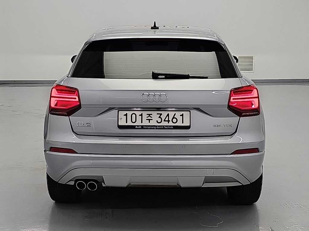 아우디 Q2 35 TDI 프리미엄 이미지 3