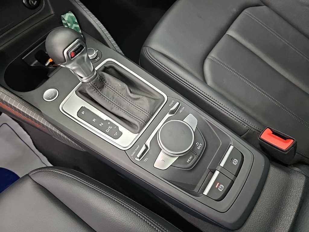 아우디 Q2 35 TDI 프리미엄 이미지 8