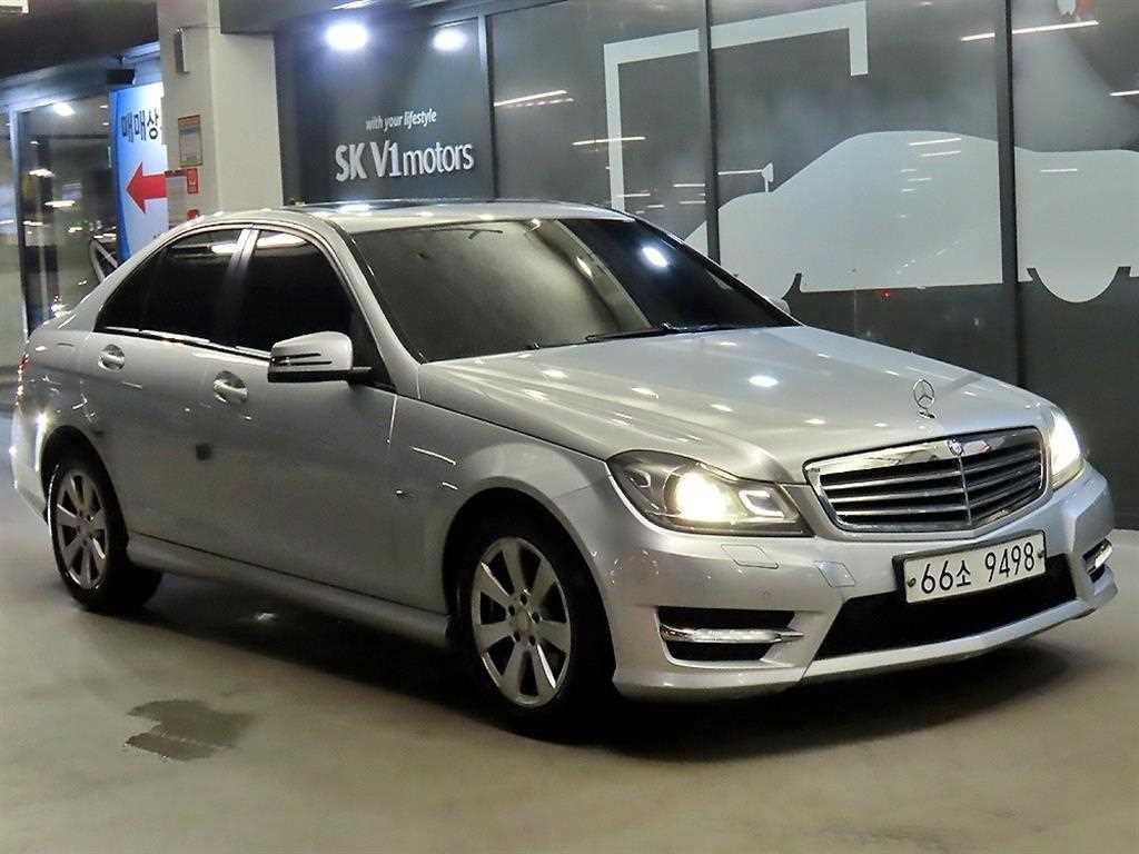 벤츠 C 클래스 C클래스 W204 C200 CGI 이미지 1