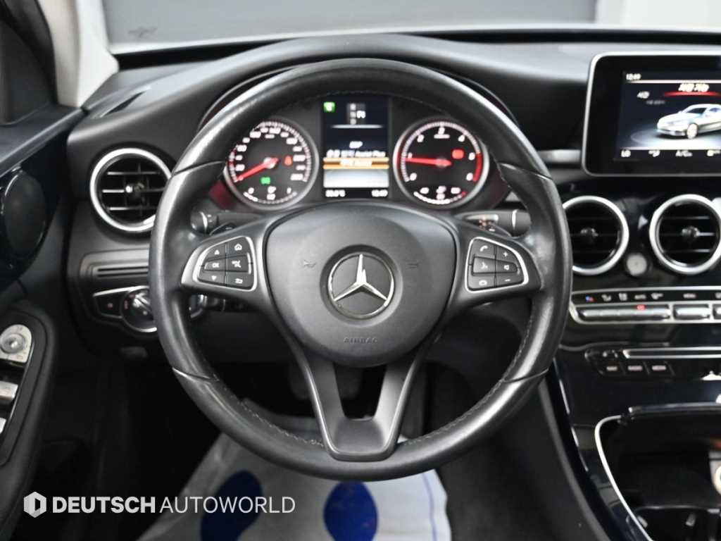 벤츠 C 클래스 C클래스 W205 C200 d 이미지 13