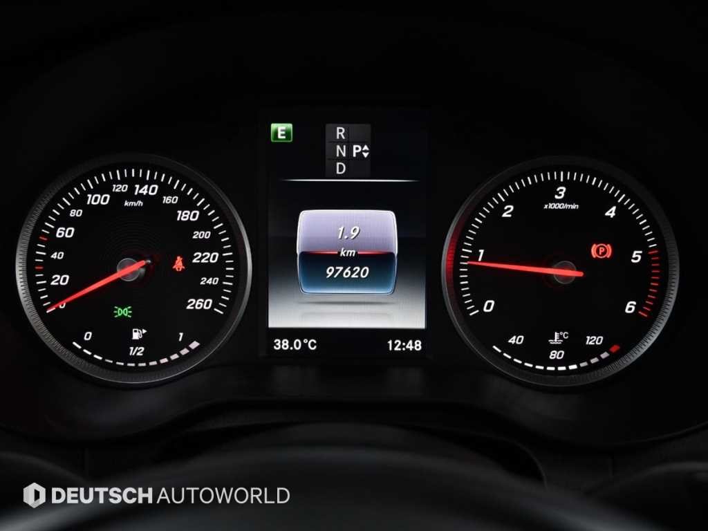 벤츠 C 클래스 C클래스 W205 C200 d 이미지 8
