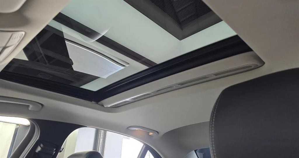 벤츠 E 클래스 E-클래스 W213 E220d 아방가르드 이미지 16