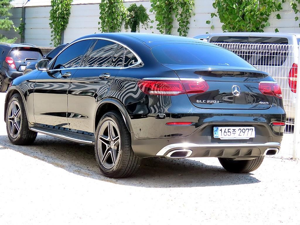 벤츠 GLC 클래스 GLC클래스 X253 GLC 220 d 4MATIC 쿠페 이미지 3