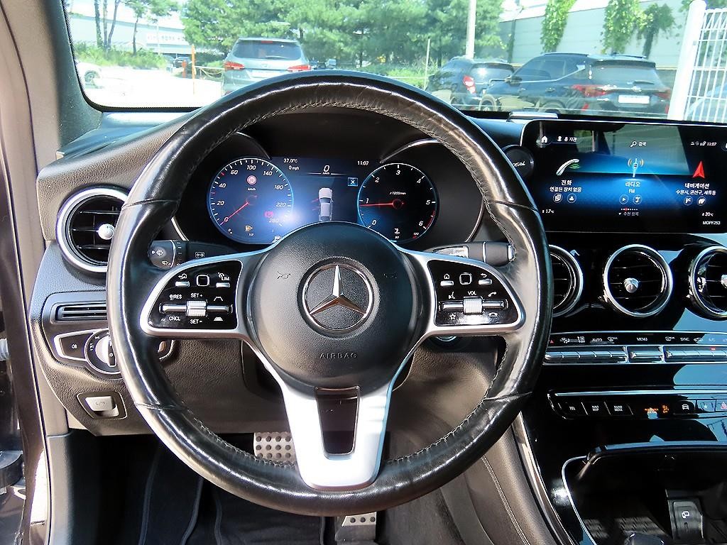 벤츠 GLC 클래스 GLC클래스 X253 GLC 220 d 4MATIC 쿠페 이미지 8