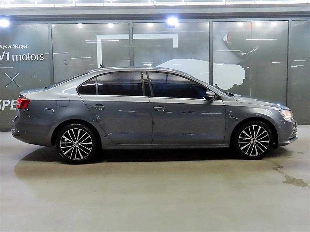 폭스바겐 제타 뉴 제타 2.0 TDI 블루모션 이미지 3
