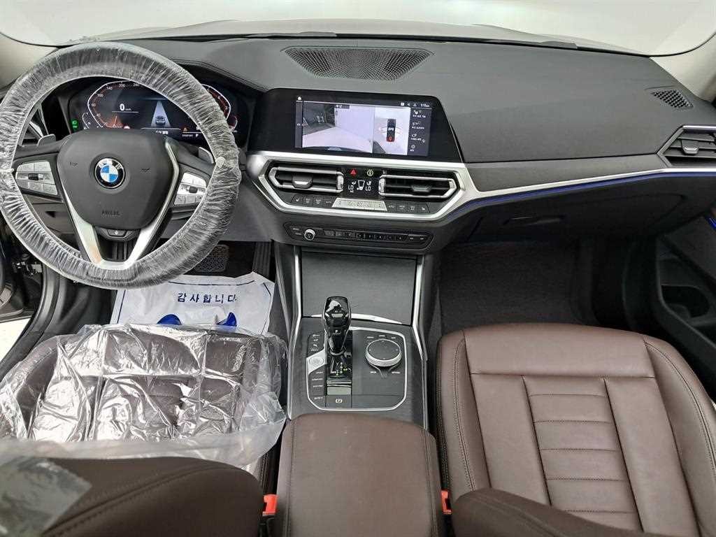 BMW 3시리즈 3시리즈 (G20) 320i 럭셔리 이미지 6