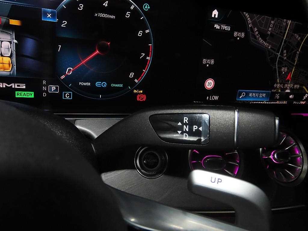 벤츠 AMG GT 4도어 43 4MATIC+ 다이나믹 이미지 12