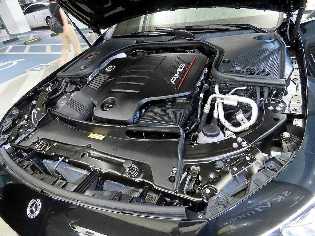 벤츠 AMG GT 4도어 43 4MATIC+ 다이나믹 이미지 19