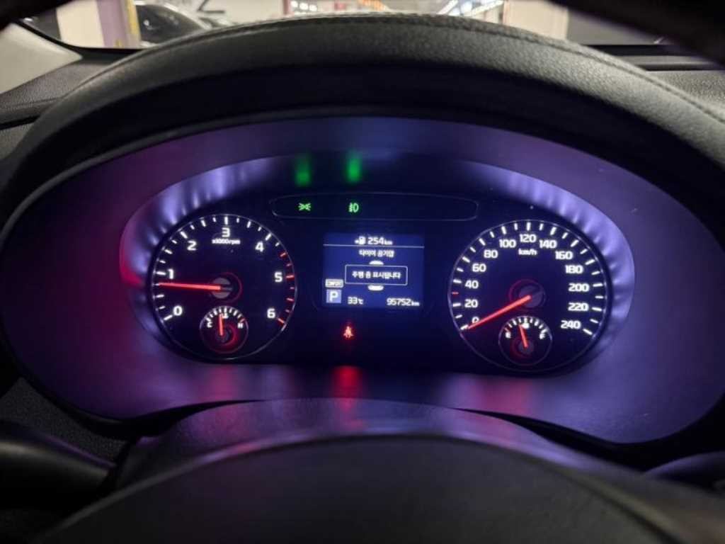 기아 쏘렌토 더 뉴 쏘렌토 디젤 2.2 2WD 넘버원 에디션 이미지 9