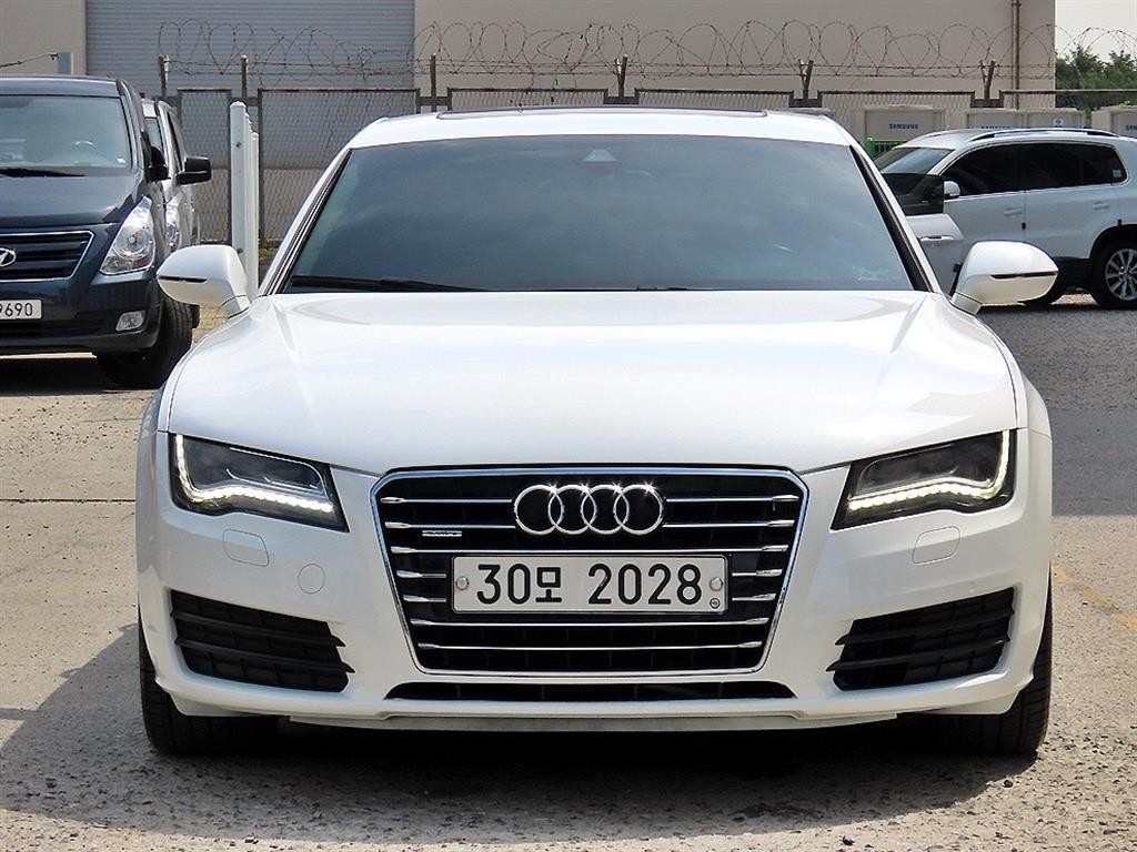아우디 A7 3.0 TFSI 콰트로 다이나믹 이미지 1