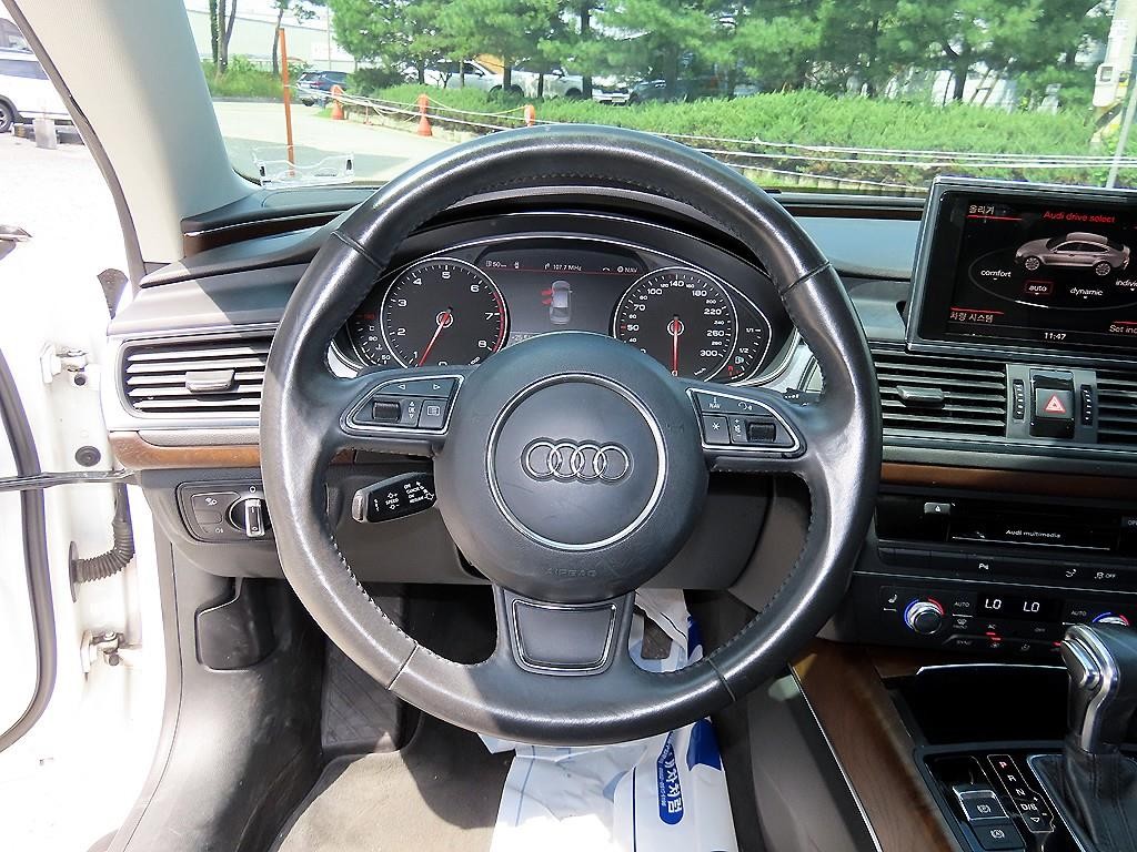 아우디 A7 3.0 TFSI 콰트로 다이나믹 이미지 8