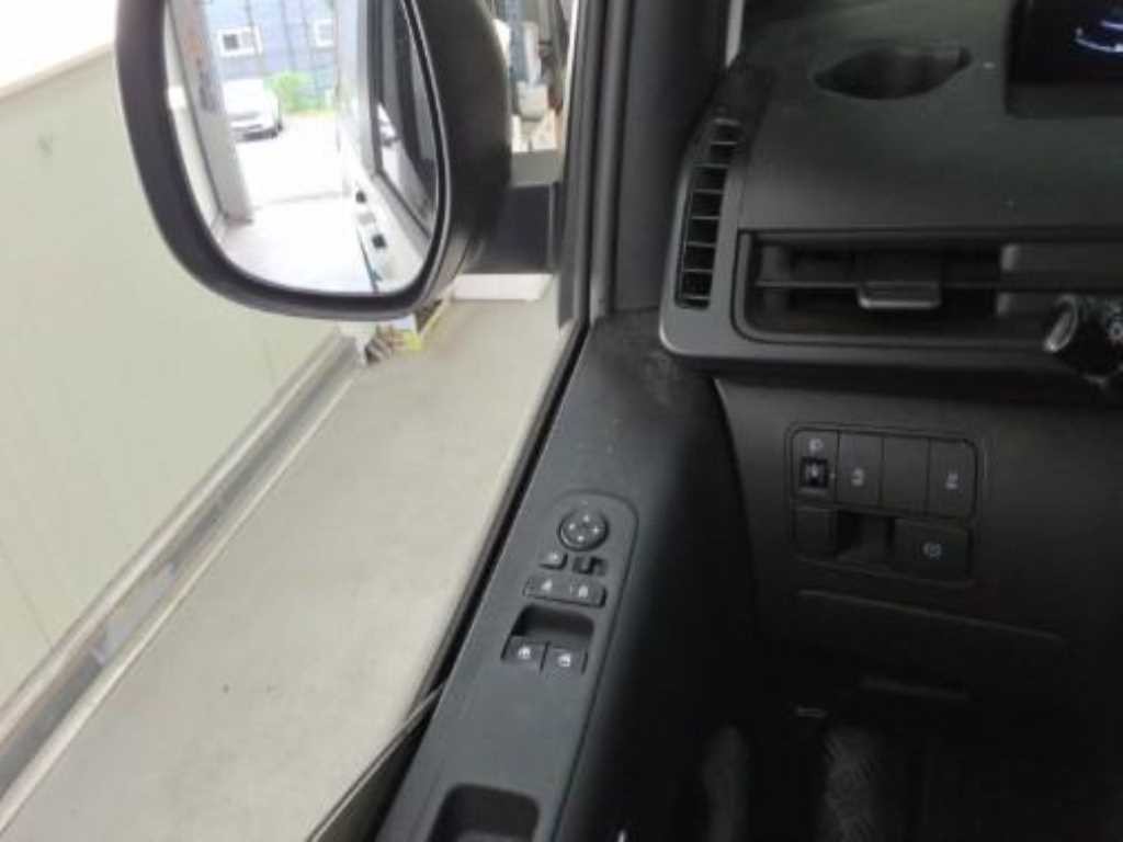 현대 스타리아 2WD 디젤 카고 스마트 3인승 이미지 2