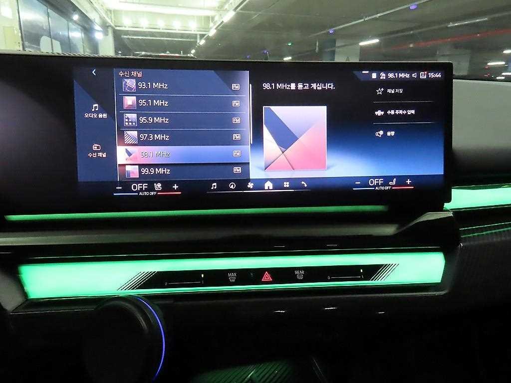 BMW 5시리즈 5시리즈 (G60) 530i xDrive M 스포츠 이미지 11