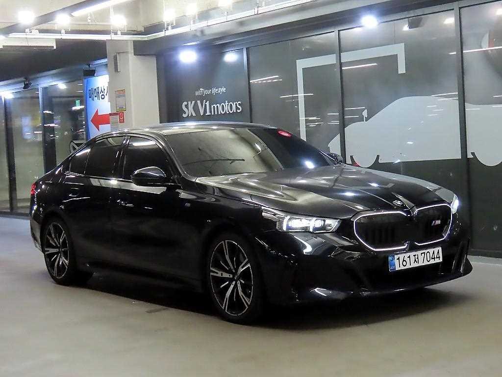 BMW 5시리즈 5시리즈 (G60) 530i xDrive M 스포츠 이미지 2