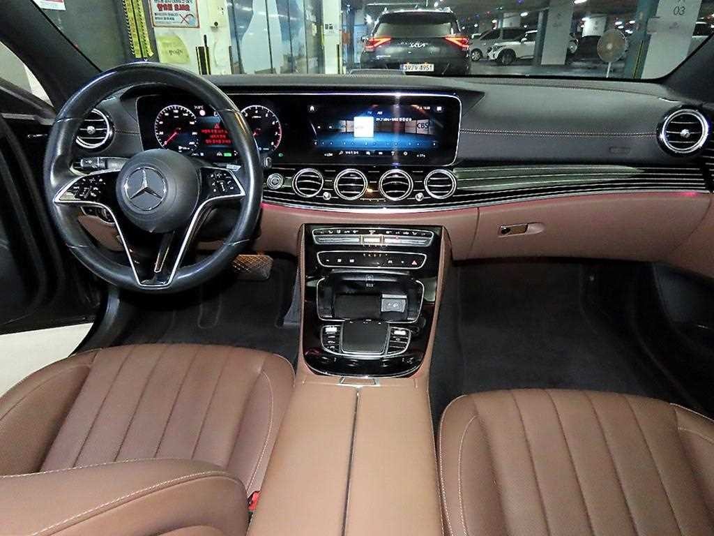 벤츠 E 클래스 E-클래스 W213 E450 4MATIC 익스클루시브 이미지 10