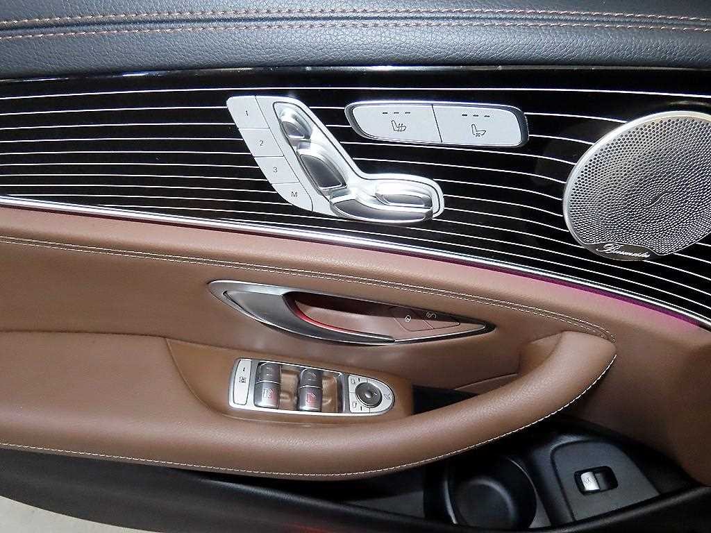 벤츠 E 클래스 E-클래스 W213 E450 4MATIC 익스클루시브 이미지 14