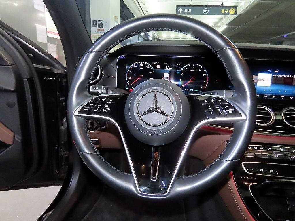 벤츠 E 클래스 E-클래스 W213 E450 4MATIC 익스클루시브 이미지 8