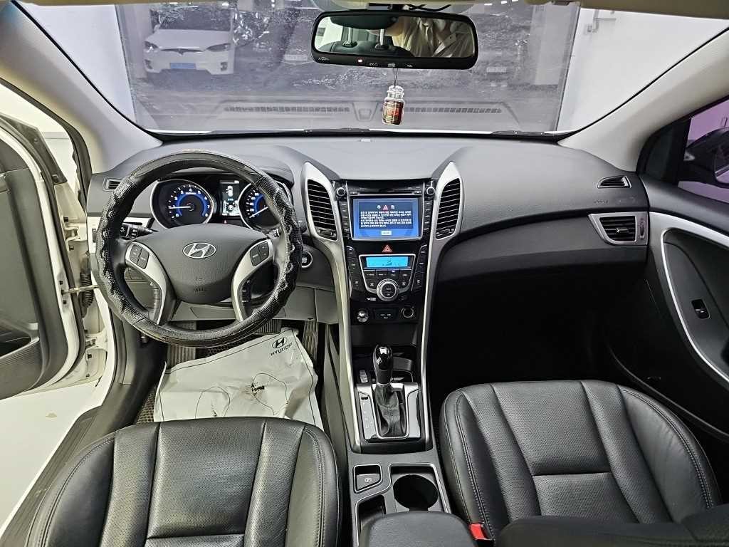 현대 i30 뉴 i30 1.6 GDI PYL 이미지 7