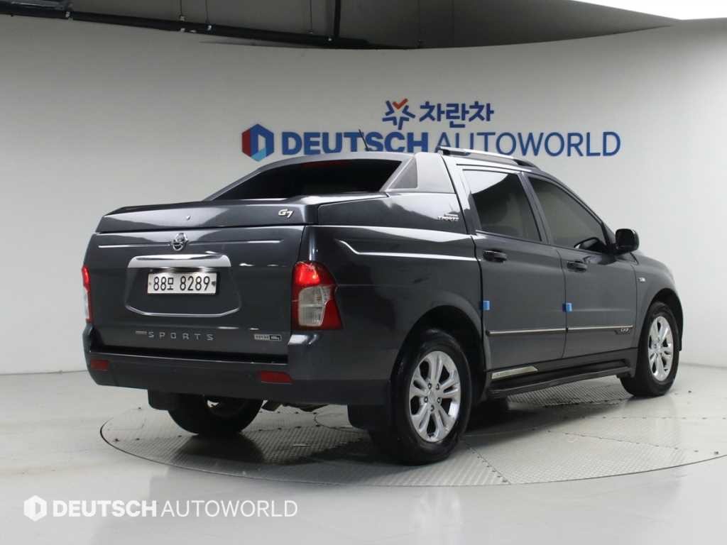 KG모빌리티(쌍용) 코란도 코란도스포츠 디젤 4WD 익스트림 이미지 2