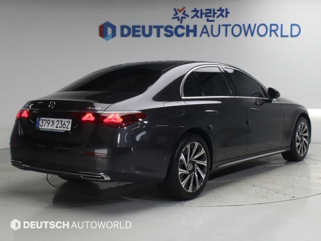 벤츠 E 클래스 E-클래스 W214 E300 4MATIC 익스클루시브 이미지 2