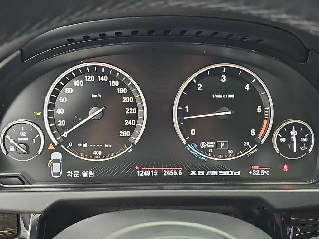BMW X6 X6 (F16) M50 D 이미지 6