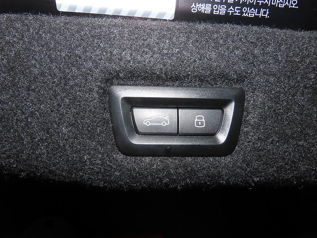BMW 5시리즈 5시리즈 (G60) 530e M 스포츠 이미지 15