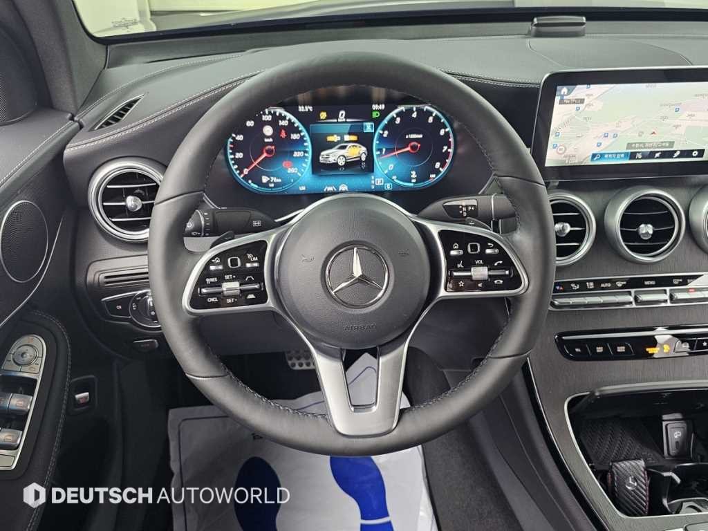 벤츠 GLC 클래스 GLC클래스 X253 GLC 300 4MATIC 프리미엄 쿠페 이미지 13