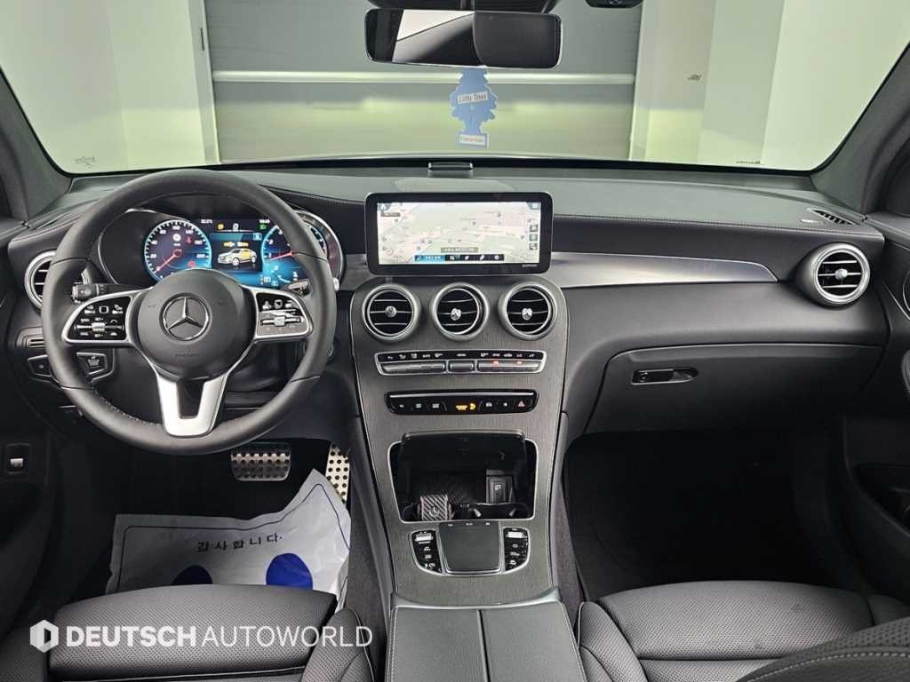 벤츠 GLC 클래스 GLC클래스 X253 GLC 300 4MATIC 프리미엄 쿠페 이미지 7