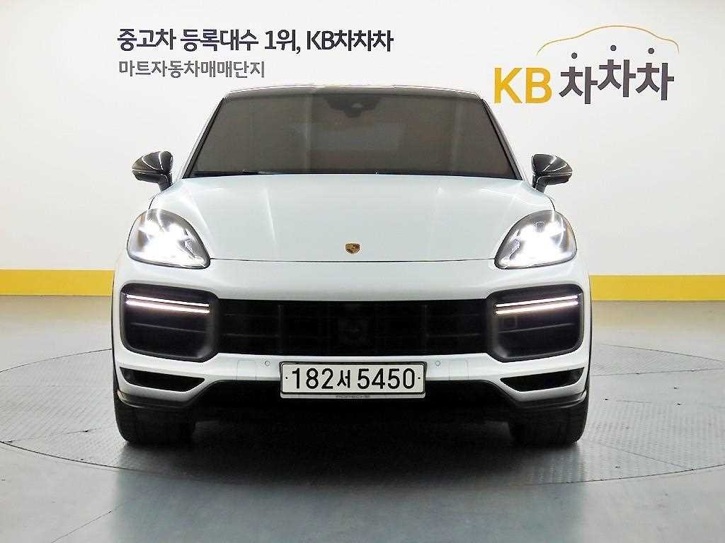 포르쉐 카이엔 카이엔(PO536) 4.0 터보 GT 쿠페 이미지 1